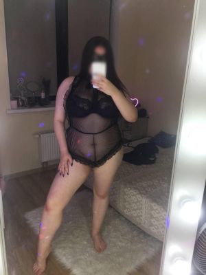 Интимное свидание с блядью Маша  (26 лет)