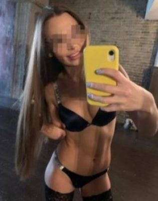 Украинская шлюха Юленька, рост: 170, вес: 50